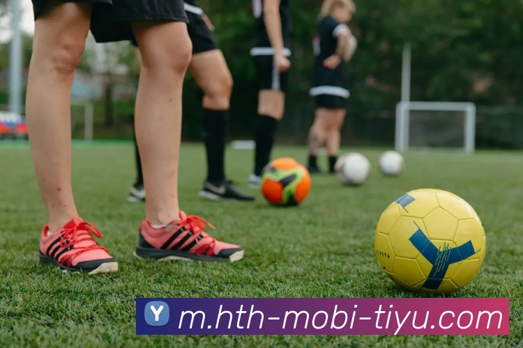 华体会体育APP 体育赛事宣传图